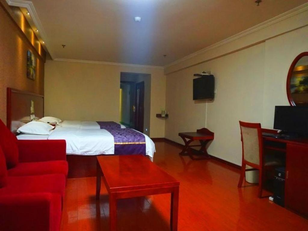 Greentree Inn Xi'An Bell And Drum Tower Food Street Ancient City Wall Ximen Express Hotel Exterior photo