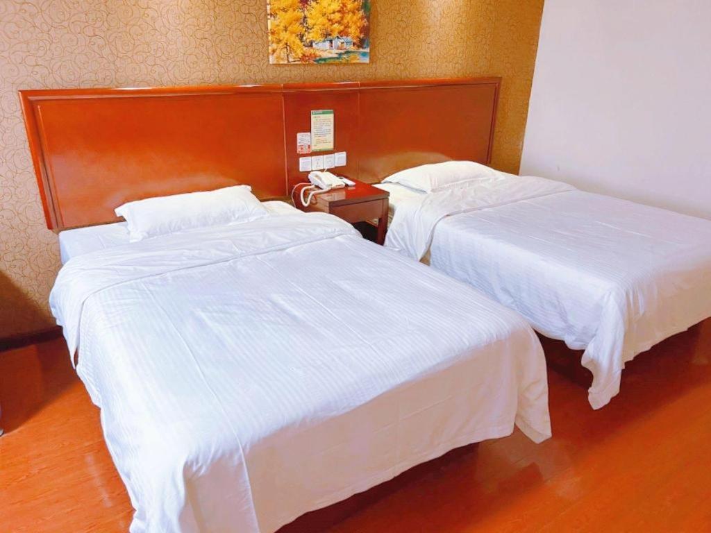 Greentree Inn Xi'An Bell And Drum Tower Food Street Ancient City Wall Ximen Express Hotel Exterior photo