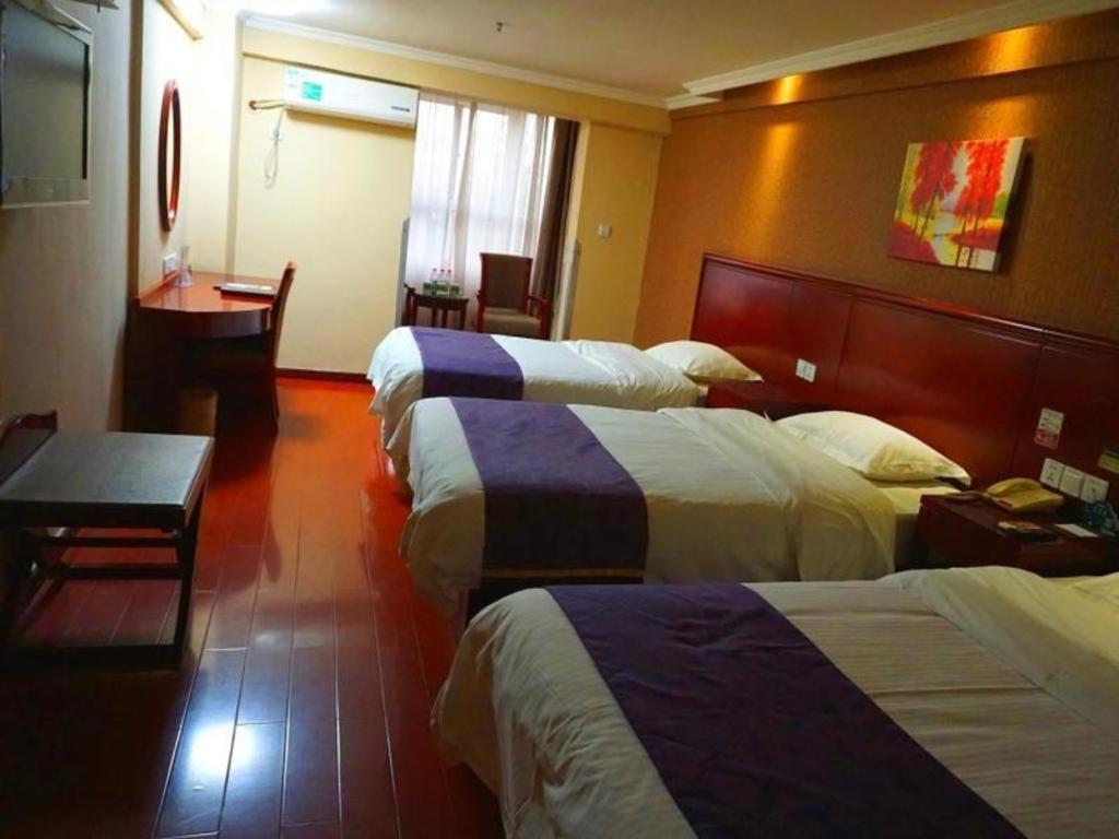 Greentree Inn Xi'An Bell And Drum Tower Food Street Ancient City Wall Ximen Express Hotel Exterior photo