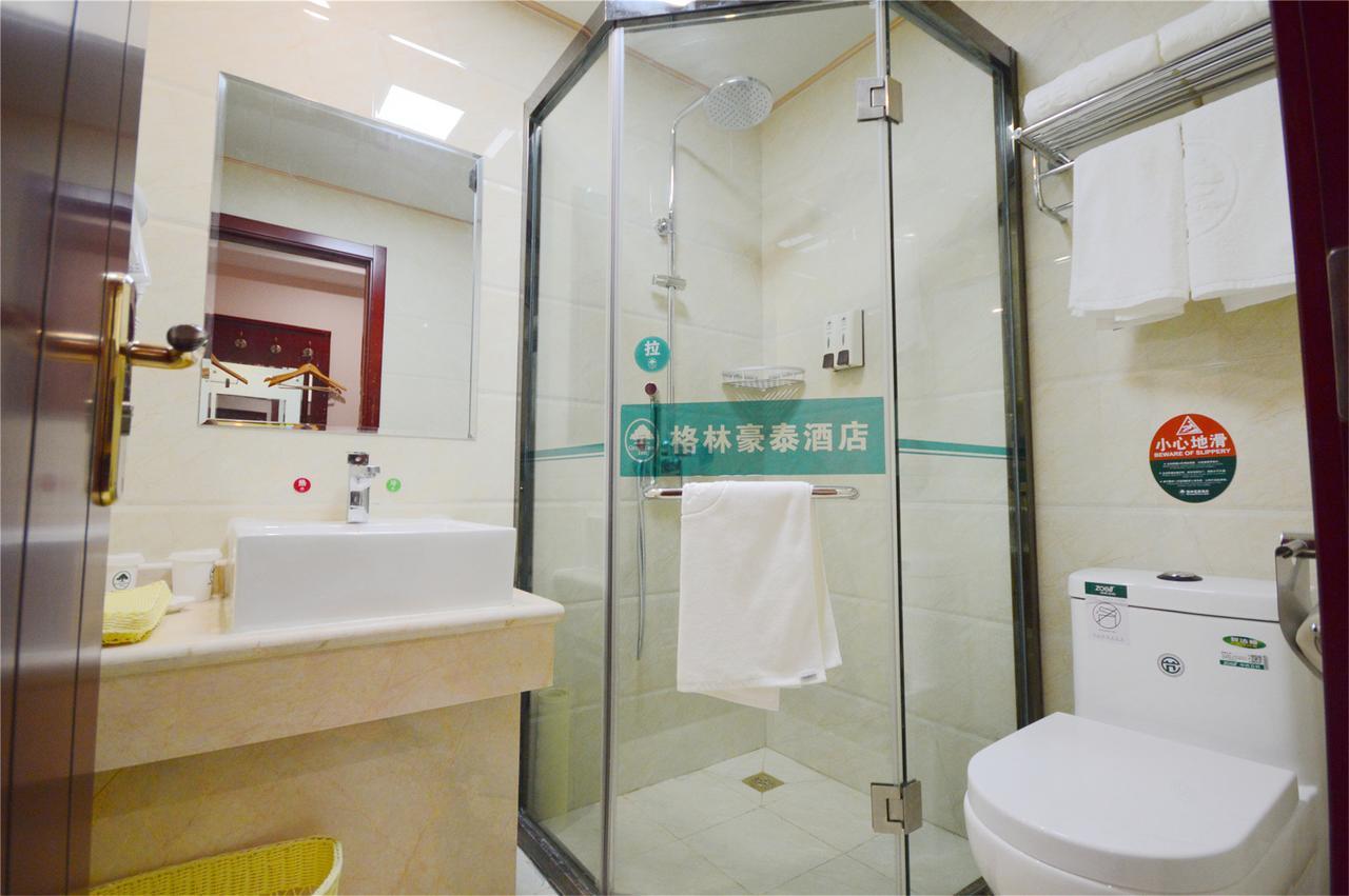 Greentree Inn Xi'An Bell And Drum Tower Food Street Ancient City Wall Ximen Express Hotel Exterior photo