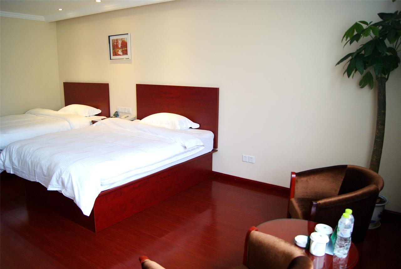 Greentree Inn Xi'An Bell And Drum Tower Food Street Ancient City Wall Ximen Express Hotel Exterior photo