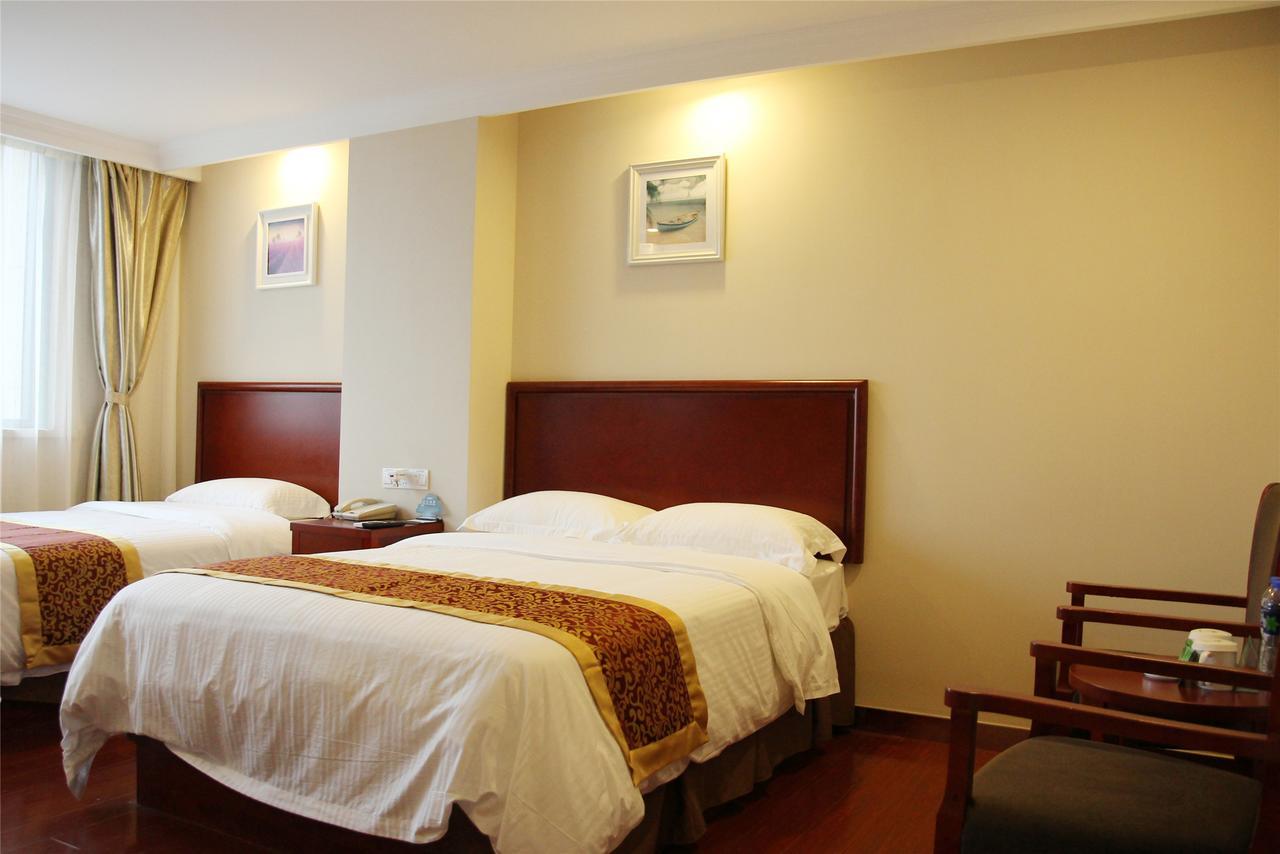 Greentree Inn Xi'An Bell And Drum Tower Food Street Ancient City Wall Ximen Express Hotel Exterior photo